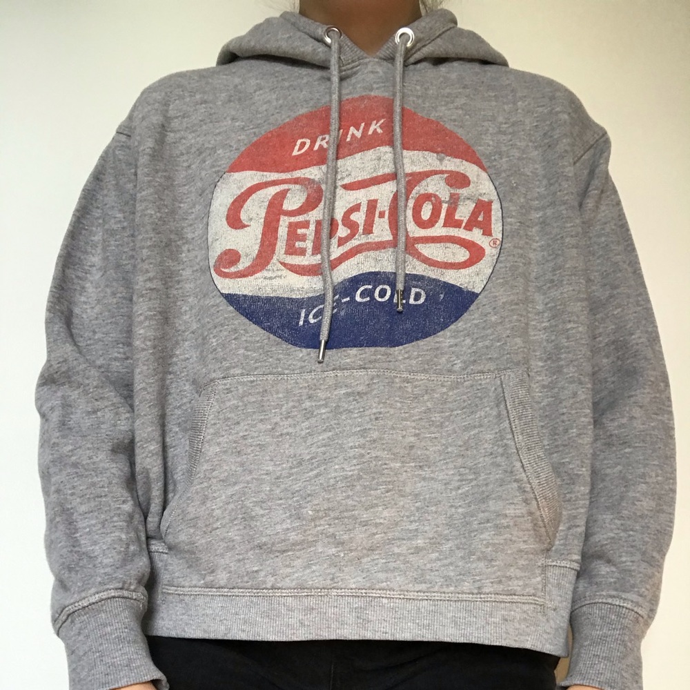 Cropped Graphic Forever 21 Sweatshirt